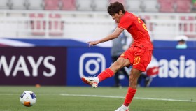 澳客足彩-英超球队球员高清图片精选与队内介绍图册